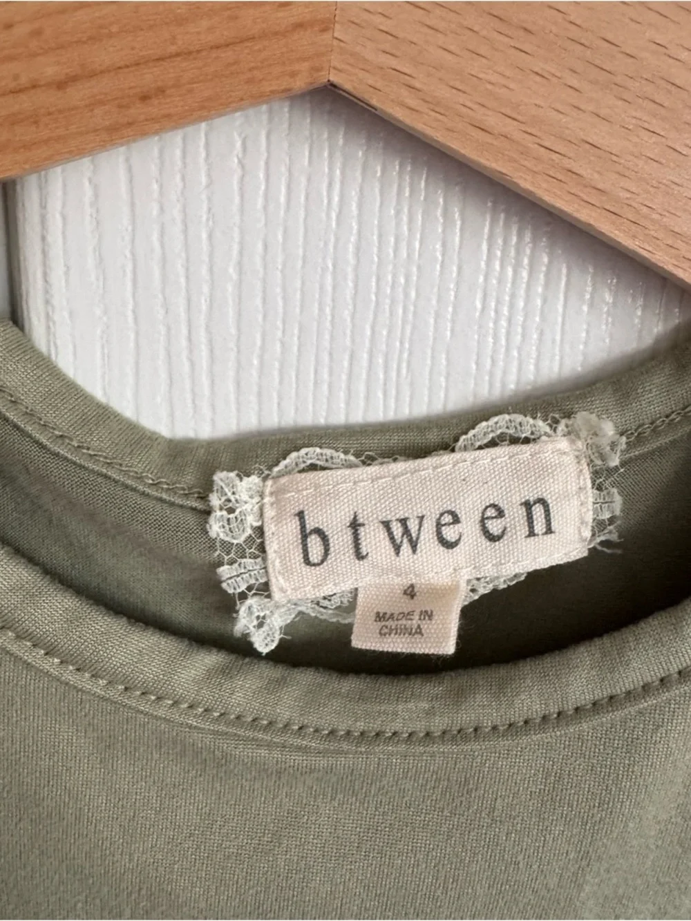Btween Green Daisy Print Drawstring Pants with Olive Tank and matching head band - Picture 5 of 12
